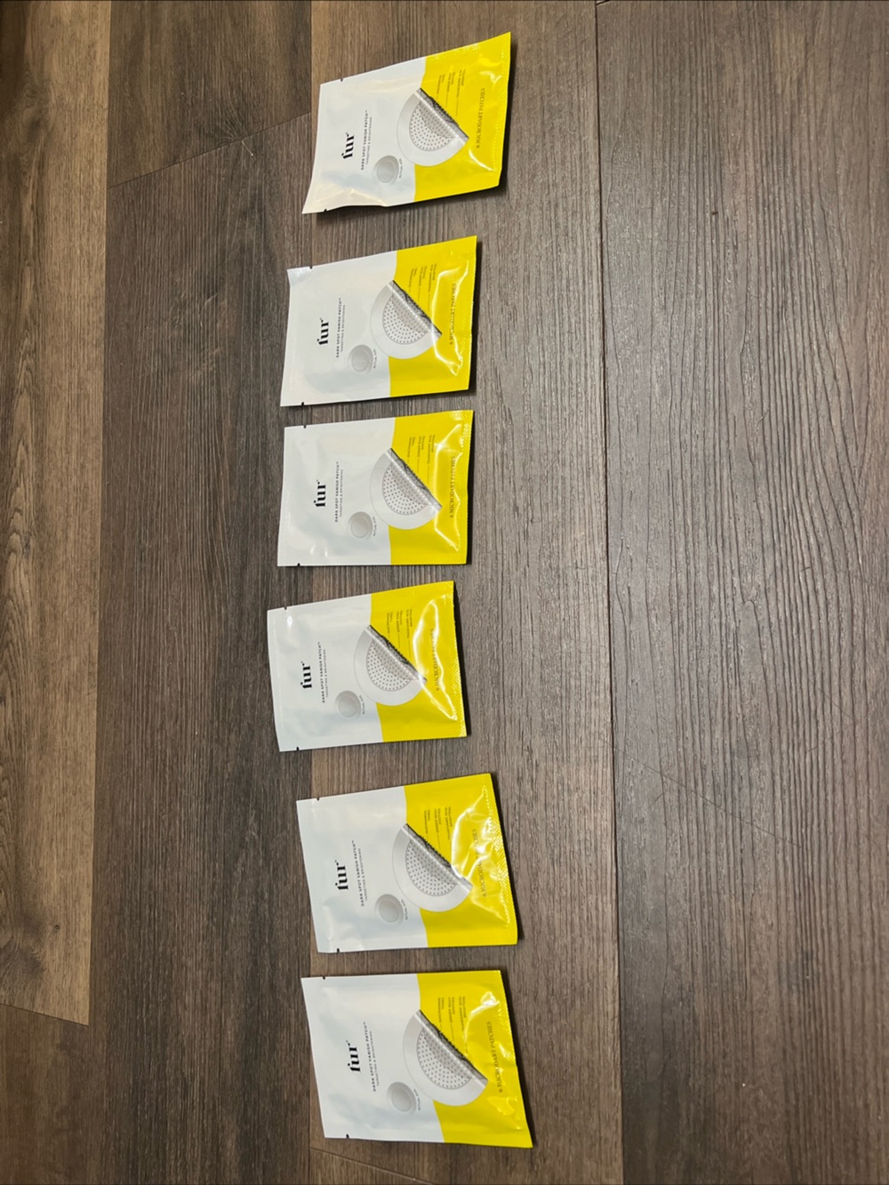 fur Women Skincare Screen Protectors - White & Yellow Sachet Pack